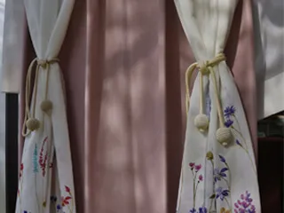 ドレープカーテンの写真